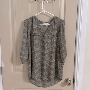 Brand new quarter sleeve blouse